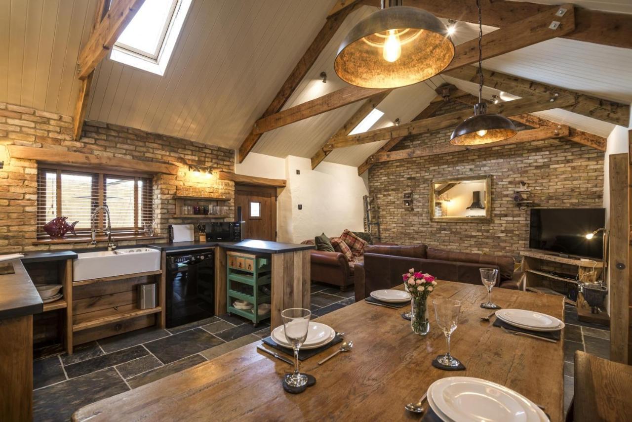 Lavender - Luxurious Barn Conversion - Blossom Farm Johnston 外观 照片