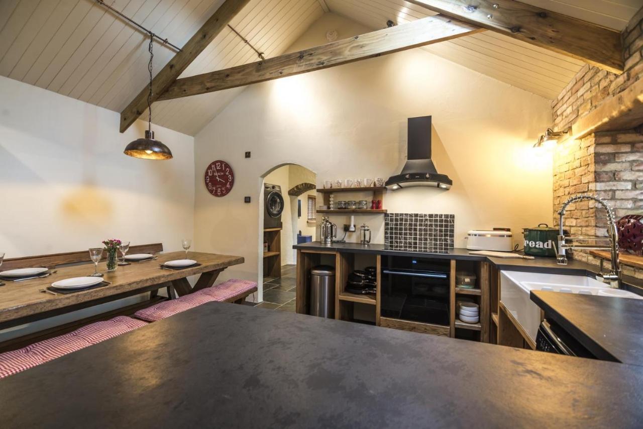Lavender - Luxurious Barn Conversion - Blossom Farm Johnston 外观 照片